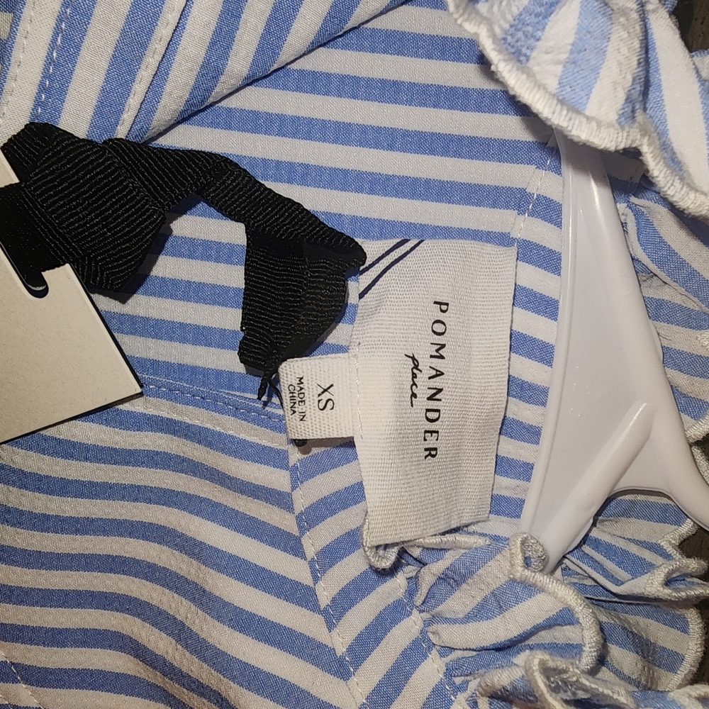 Tuckernuck Pomander Place Blue Stripe Selena Blouse NWT XS - Picture 4 of 7